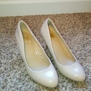 Steve Madden nude heels